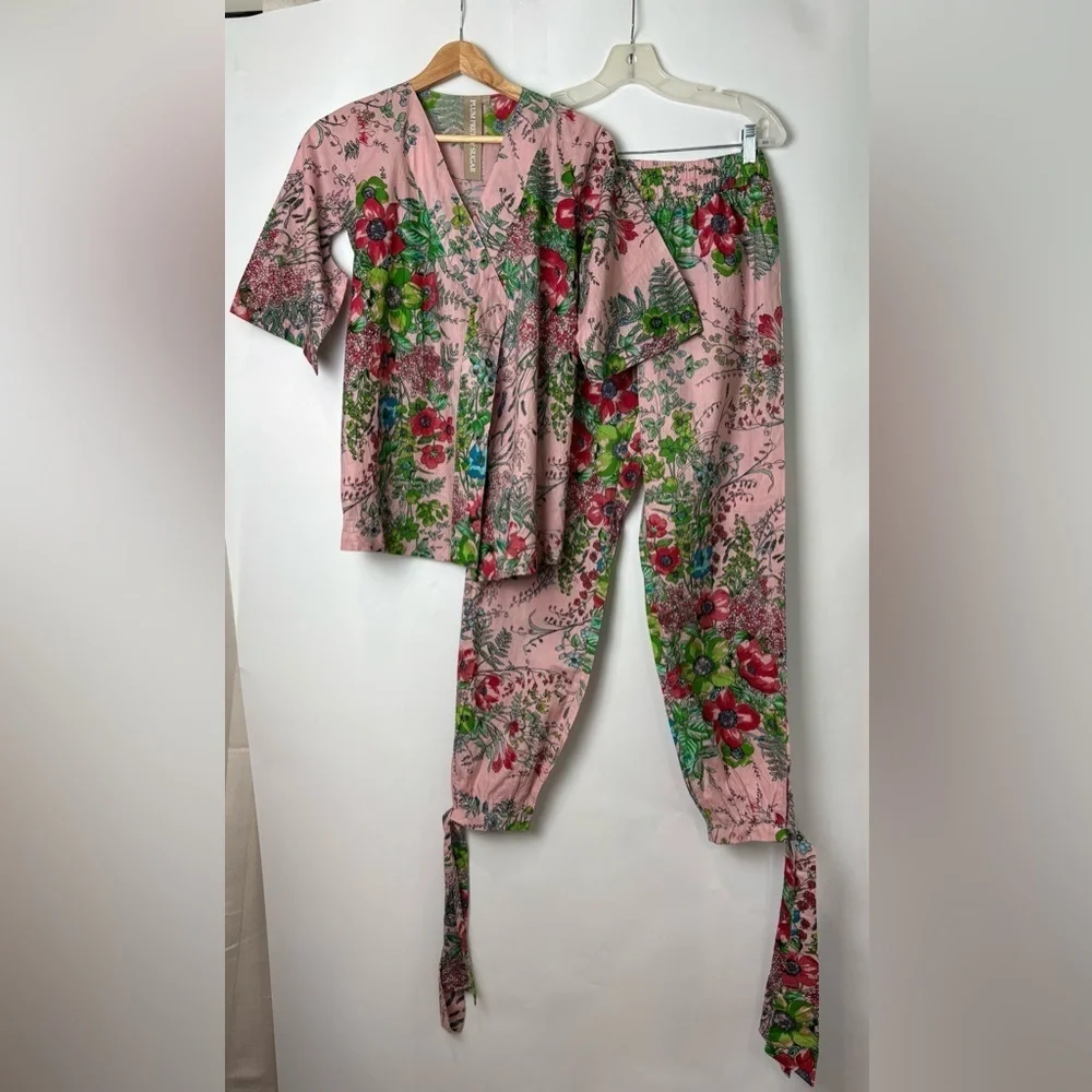 Plum Pretty Sugar Floral Printed Pajamas Set